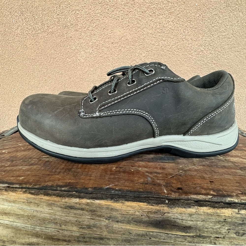 Red Wing Shoes Women’s 2307 Safety Toe Oxford